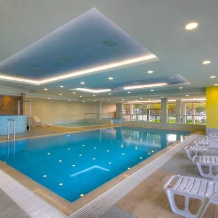 Club 218 Red Wellness Apartements Apartment