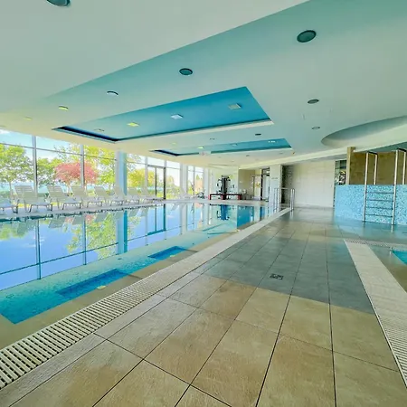 דירה Club 218 Red Wellness Apartements שיופוק