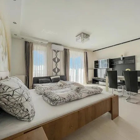 דירה Club 218 Red Wellness Apartements *