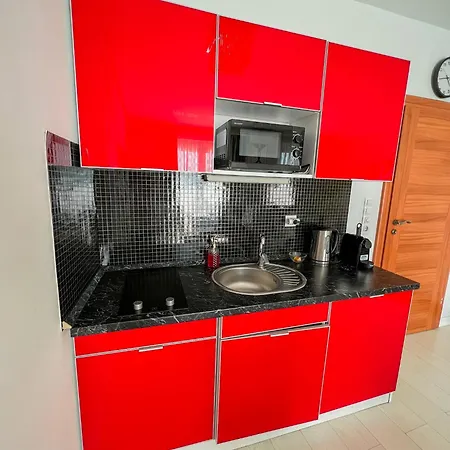 Club 218 Red Wellness Apartements דירה שיופוק