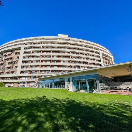 Club 218 Red Wellness Apartements * שיופוק